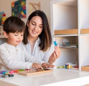 Triple Maestría Internacional en Pedagogía Montessori + Coaching e Inteligencia Emocional Infantil y Adolescente + IA para la Educación y la Docencia