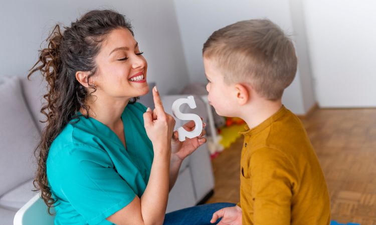 ¿Qué es la logopedia infantil? Todo lo que debes saber